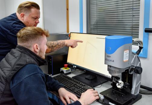 The Alicona EdgeMaster supplied by Optimax is used for measuring cutting tool edges as part of edge preparation at Fintek