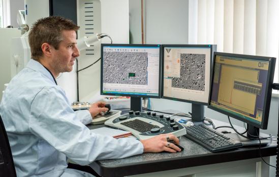 3) Using a scanning electron microscope, compositional analysis of coatings and materials is undertaken