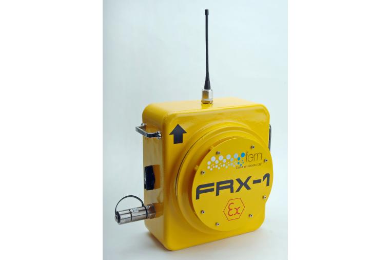1) Hawke’s InstrumEx connectors provide a secure and Ex compliant cable connection to ensure the integrity of the Fern FRX1 signal repeater