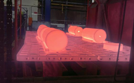 2) Independent Forgings use base grids from Wallwork Cast Alloys for efficient handling of bulky parts during heat treatment