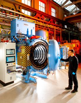 1) Wallwork Bury - vacuum carburising furnace